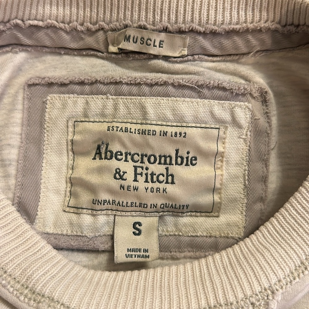 Abercrombie & Fitch Long Sleeve Cream Color Shirt Size S - Picture 2 of 6